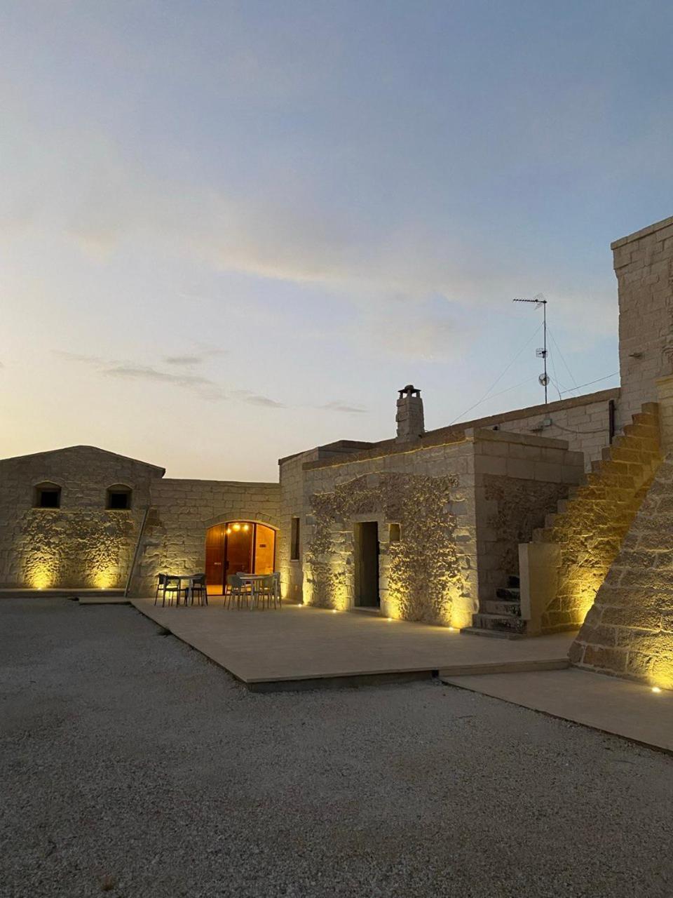 Agriturismo Masseria Sbotta Сант-Андреа Экстерьер фото